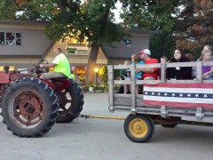 weekend-wagon-rides