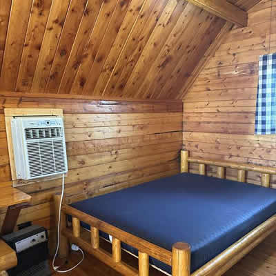 1 Room Cabin Rental 05