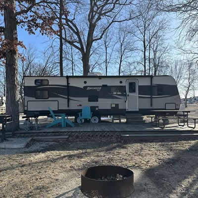 1 Room Cabin Rental 02