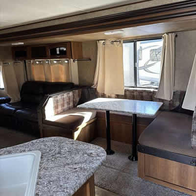 1 Room Cabin Rental 05